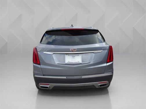 2022 Cadillac XT5 FWD Premium Luxury