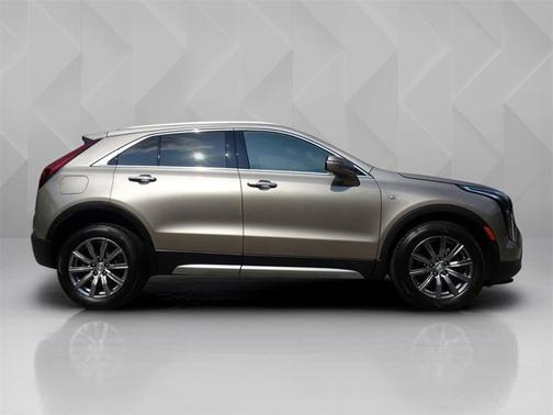 2023 Cadillac XT4 AWD Premium Luxury