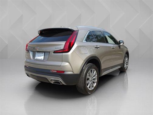 2023 Cadillac XT4 AWD Premium Luxury