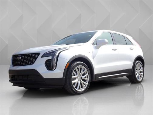 2022 Cadillac XT4 FWD Luxury