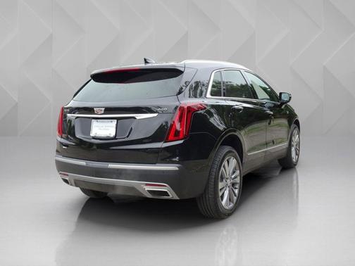 Stellar Black Metallic 2024 Cadillac XT5 AWD Premium Luxury