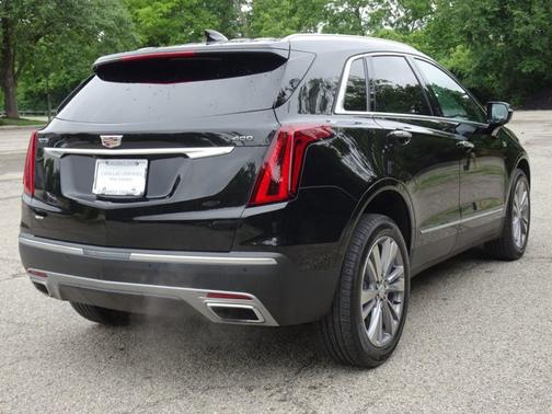 Stellar Black Metallic 2024 Cadillac XT5 AWD Premium Luxury
