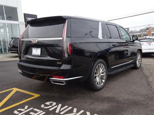 2021 Cadillac Escalade ESV Premium Luxury