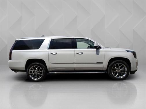 2016 Cadillac Escalade ESV Luxury Collection