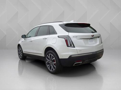 Crystal White Tricoat 2023 Cadillac XT5 AWD Sport