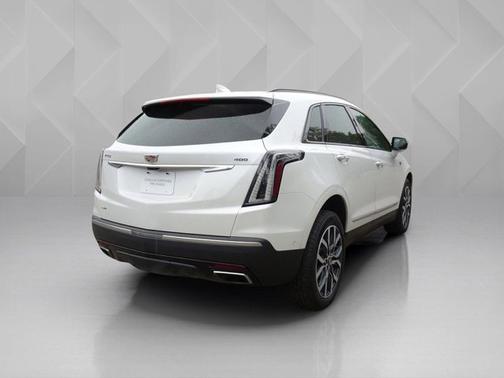 Crystal White Tricoat 2023 Cadillac XT5 AWD Sport