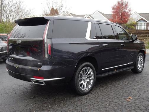 2022 Cadillac Escalade ESV Premium Luxury
