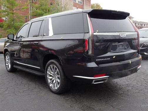 2022 Cadillac Escalade ESV Premium Luxury