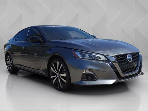 Gun Metallic 2021 Nissan Altima 2.5 SR