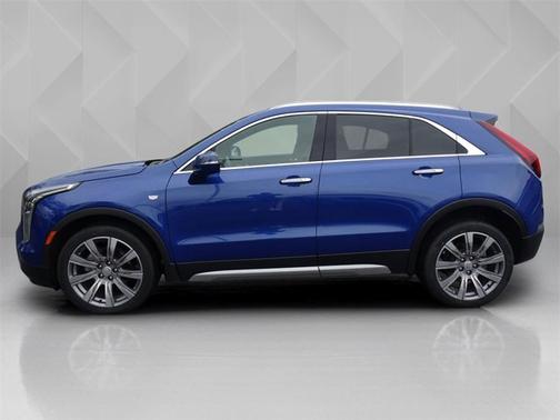 2021 Cadillac XT4 FWD Premium Luxury