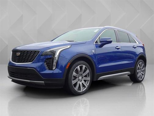 2021 Cadillac XT4 FWD Premium Luxury
