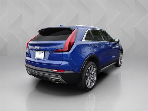 2021 Cadillac XT4 FWD Premium Luxury