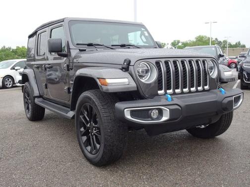 Granite Crystal Metallic Clearcoat 2022 Jeep Wrangler Unlimited 4xe Unlimited Sahara