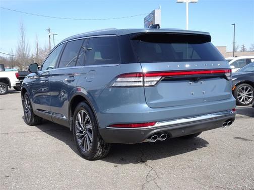 2025 Lincoln Aviator Premiere