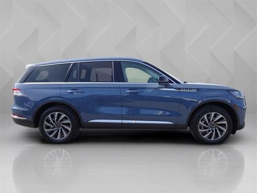 2025 Lincoln Aviator Premiere
