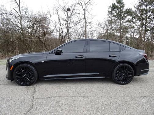 2023 Cadillac CT5 Sport