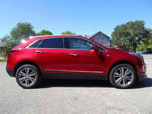 2025 Cadillac XT5 AWD Premium Luxury