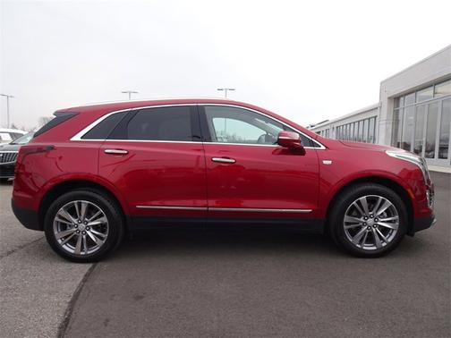 2023 Cadillac XT5 AWD Premium Luxury