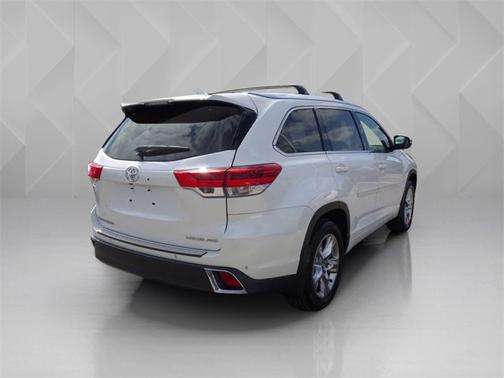 2018 Toyota Highlander Limited Platinum