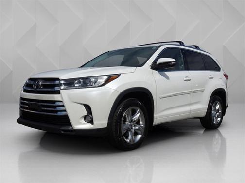 2018 Toyota Highlander Limited Platinum