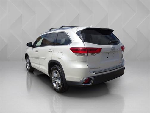 2018 Toyota Highlander Limited Platinum