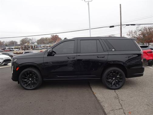 2024 Cadillac Escalade 4WD Sport