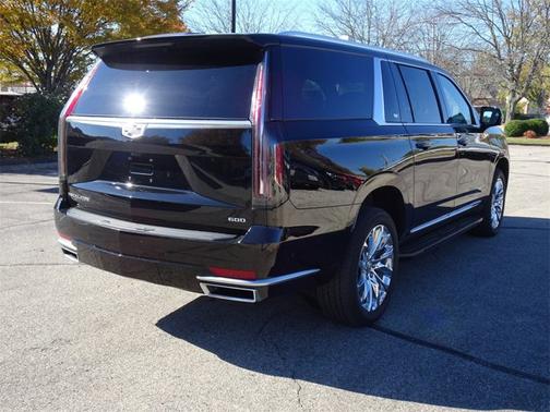 2023 Cadillac Escalade ESV 4WD Premium Luxury