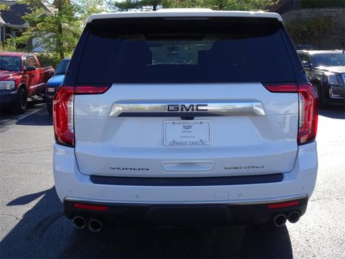 2023 GMC Yukon XL Denali