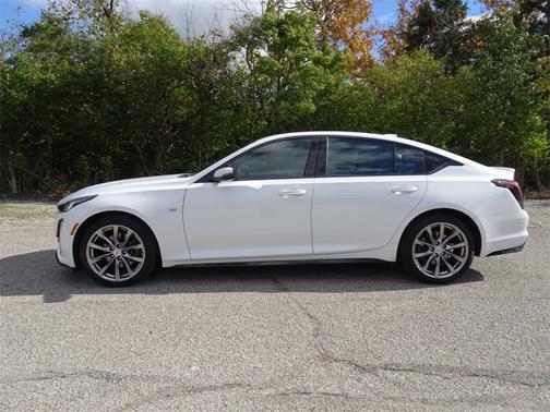 2023 Cadillac CT5 Sport