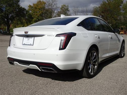 2023 Cadillac CT5 Sport