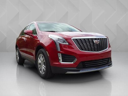 Infrared Tintcoat 2022 Cadillac XT5 FWD Premium Luxury