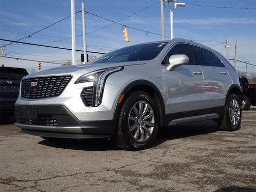 2020 Cadillac XT4 Premium Luxury
