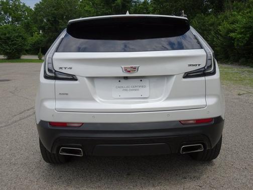 Crystal White Tricoat 2023 Cadillac XT4 AWD Sport