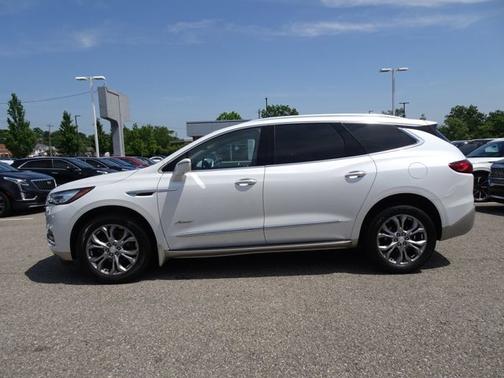 White Frost Tricoat 2019 Buick Enclave Avenir