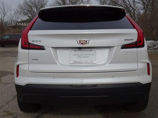 2024 Cadillac XT4 AWD Luxury