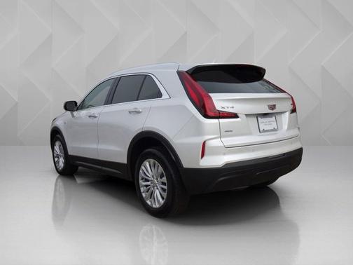 2024 Cadillac XT4 AWD Luxury