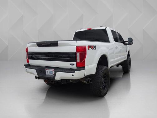 White Metallic 2022 Ford F-350 Platinum