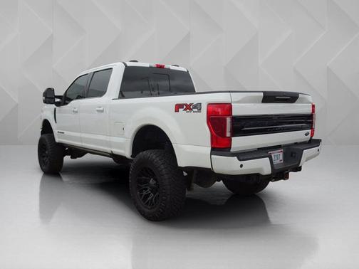 White Metallic 2022 Ford F-350 Platinum