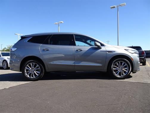 2023 Buick Enclave Avenir