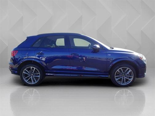 2024 Audi Q3 S line Premium Plus