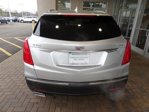 Photo 4 of 20 of 2019 Cadillac XT5 Luxury