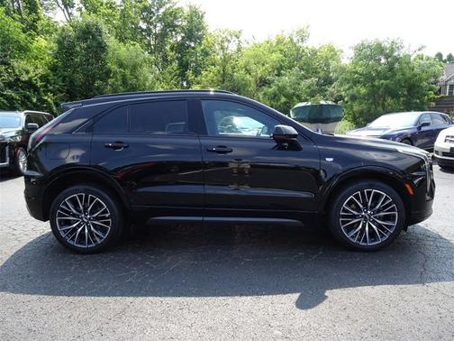 2024 Cadillac XT4 AWD Sport