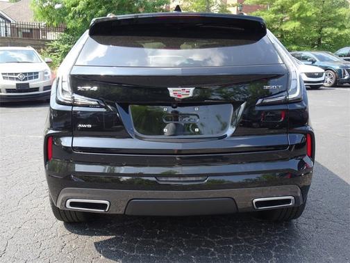 2024 Cadillac XT4 AWD Sport