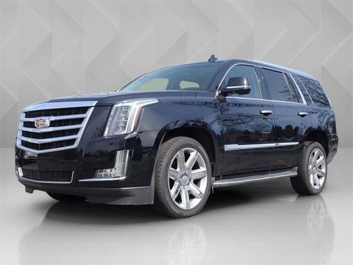 2016 Cadillac Escalade Luxury Collection