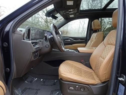 2022 Cadillac Escalade Premium Luxury