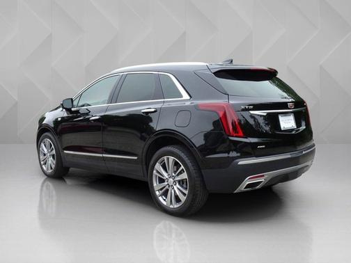 Stellar Black Metallic 2024 Cadillac XT5 AWD Premium Luxury