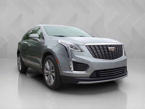Argent Silver Metallic 2024 Cadillac XT5 AWD Premium Luxury