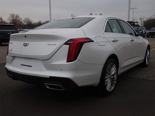 2023 Cadillac CT4 Premium Luxury