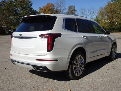 2023 Cadillac XT6 AWD Premium Luxury