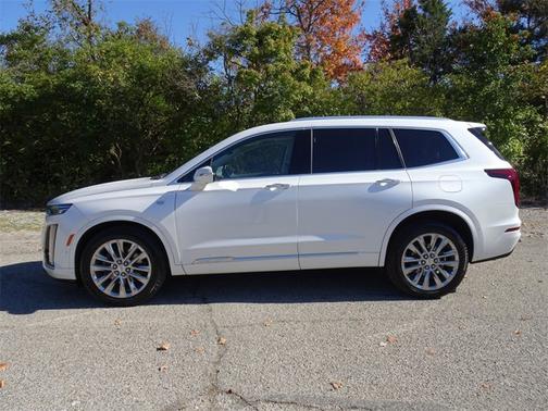 2023 Cadillac XT6 AWD Premium Luxury